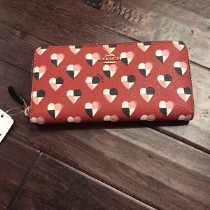 NWT Coach Heart Print Wallet